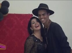 Bruna ferraz com dois