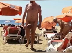 Gays na praia de nudismo