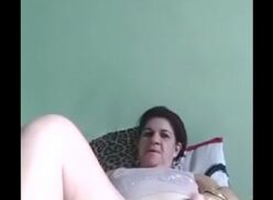 Mulher se masturbando loucamente