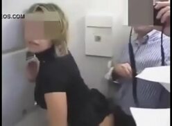 Sexo no banheiro do avião