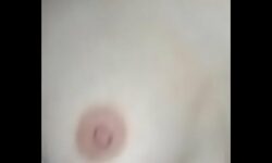 Mulher mandando nudes