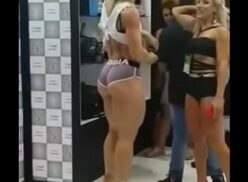 Videos de mujeres piernudas